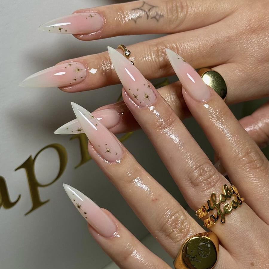Gradient Blush Star Long-Wear Handmade Nails - Exquisite Ins Style Nail Pieces. 
Gradient Blush Star Long-Wear Handmade Nails - Exquisite Ins Style Nail Pieces.
