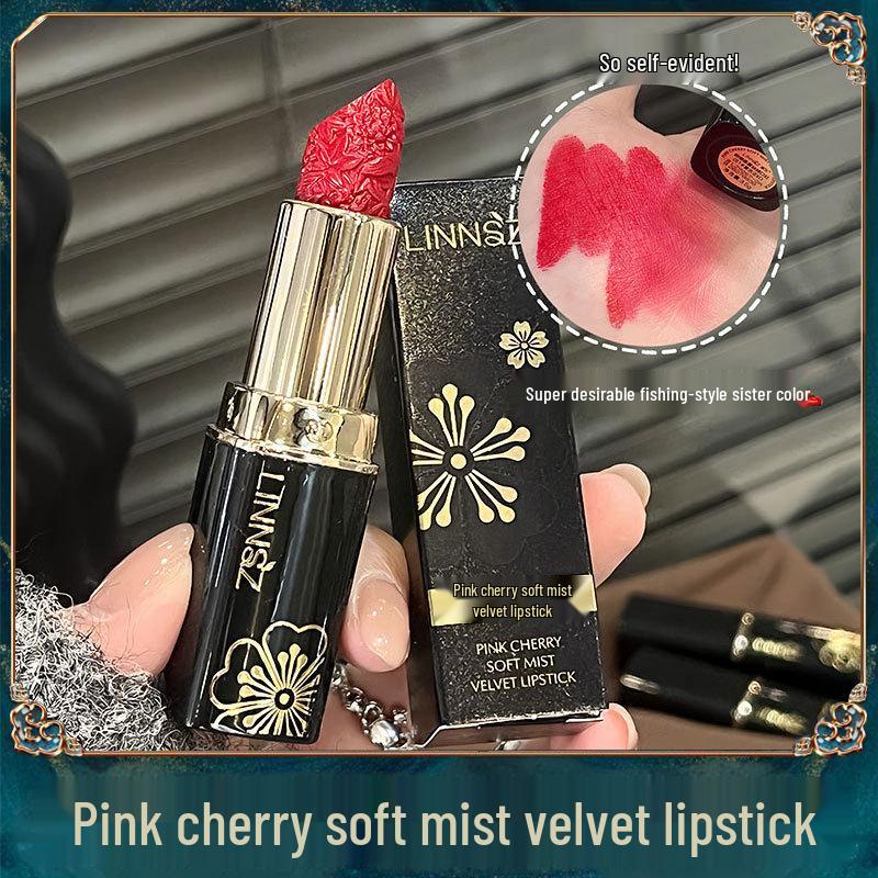 Linzhuang Pink Cherry Velvet Lipstick: Soft Mist, Long-lasting, Non-fading, Moisturizing, Black Tube, Popular. 3.5g
Linzhuang Pink Cherry Velvet Lipstick: Soft Mist, Long-lasting, Non-fading, Moisturizing, Black Tube, Popular. 3.5g