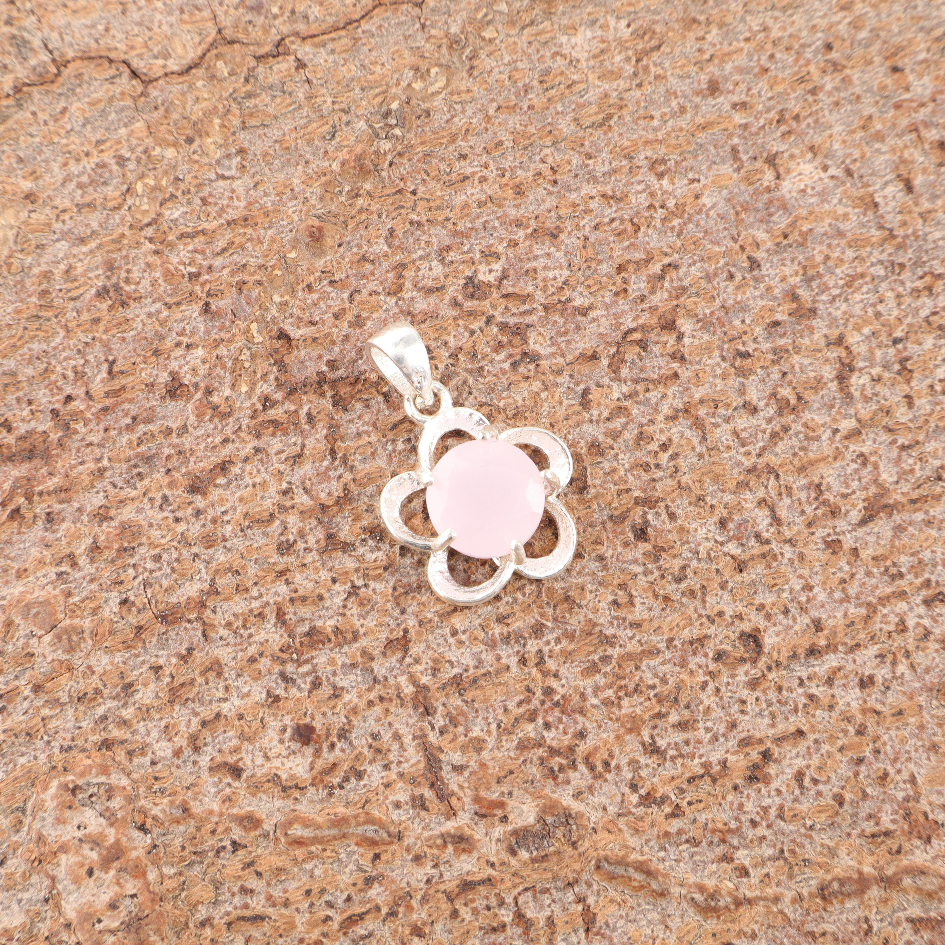 Rose Chalcedony Gemstone Handmade 925 Sterling Silver Jewelry, Beautiful Pendant For Wedding Gift 0.7 Inches розовый
Rose Chalcedony Gemstone Handmade 925 Sterling Silver Jewelry, Beautiful Pendant For Wedding Gift 0.7 Inches розовый