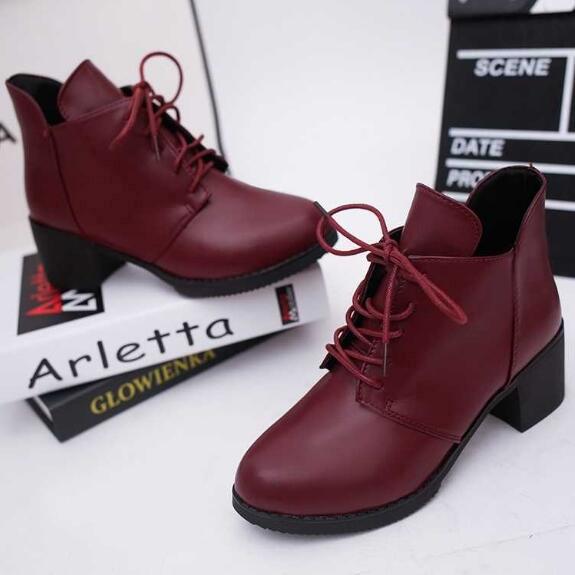 Женские туфли на высоком каблуке, ботинки Martain, туфли из искусственной кожи с острым носком на шнуровке, осенне-зимняя обувь 35
Женские туфли на высоком каблуке, ботинки Martain, туфли из искусственной кожи с острым носком на шнуровке, осенне-зимняя обувь 35