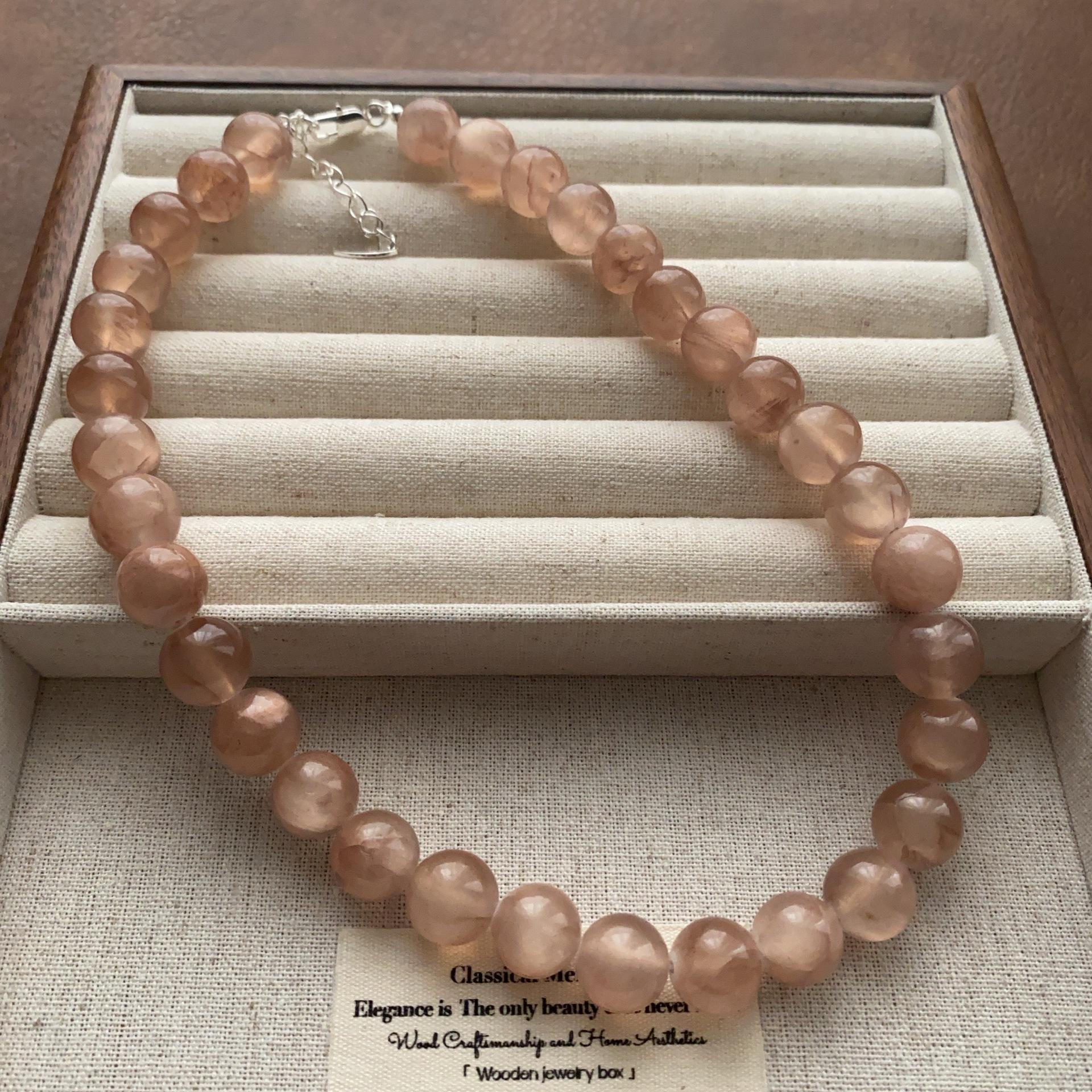 Baroque gentle elegant necklace niche design high sense collarbone chain versatile fashion personality extravagant necklace
Baroque gentle elegant necklace niche design high sense collarbone chain versatile fashion personality extravagant necklace