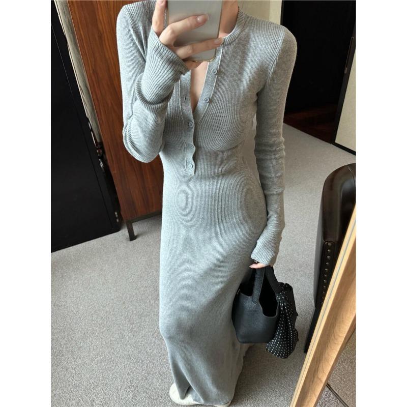 Уличное платье на пуговицах, вязаное, женское, осеннее, новое, ретро, облегающее и стройнящее, с длинным рукавом, платье-футляр XL серый
Уличное платье на пуговицах, вязаное, женское, осеннее, новое, ретро, облегающее и стройнящее, с длинным рукавом, платье-футляр XL серый