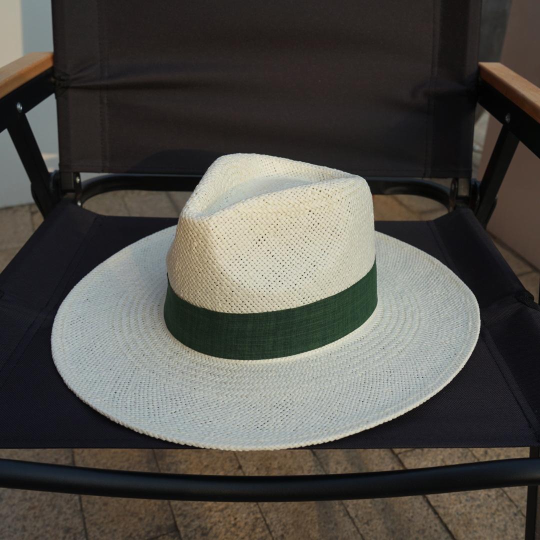 Fashion Casual White Panama Hats Summer Fedora Hat for Men Women Sun Hats Wedding Party Hat with Ribbon Band 56-58CM зелений
Fashion Casual White Panama Hats Summer Fedora Hat for Men Women Sun Hats Wedding Party Hat with Ribbon Band 56-58CM зелений