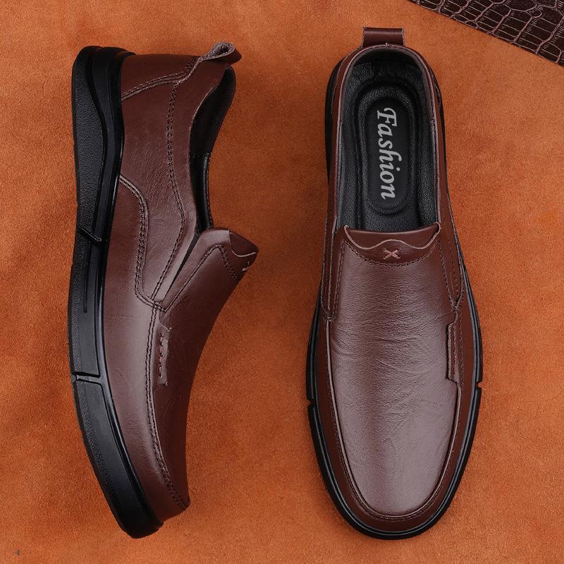 Men s shoes casual leather shoes men s foot-fitting genuine leather cowhide one-pedal men s leather shoes soft leather soft-soled men s shoes 38
Men s shoes casual leather shoes men s foot-fitting genuine leather cowhide one-pedal men s leather shoes soft leather soft-soled men s shoes 38