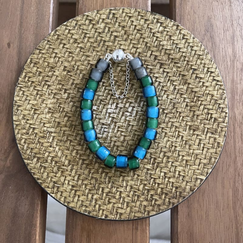 skos Glass Biz Bracelet(vivid) VIVID 2(BL)
skos Glass Biz Bracelet(vivid) VIVID 2(BL)