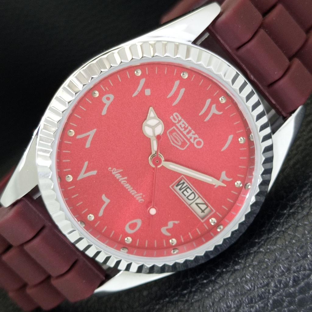 AUTOMATIC VINTAGE REFURBISHED SEIKO 5 6309A JAPAN MENS ARABIC WATCH a441528-5 Sk-a441528
AUTOMATIC VINTAGE REFURBISHED SEIKO 5 6309A JAPAN MENS ARABIC WATCH a441528-5 Sk-a441528