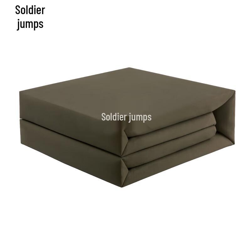 Bingyue Military Green Fixed-Shape Quilt
Bingyue Military Green Fixed-Shape Quilt