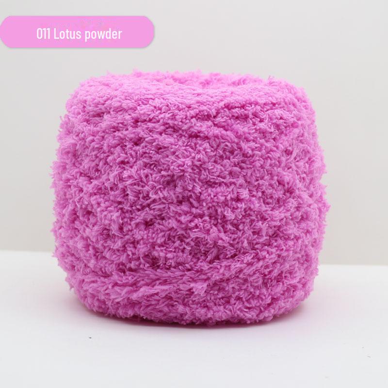 Толстая пряжа цвета кораллового флиса для вязания пушистых детских полотенец и шарфов.
Толстая пряжа цвета кораллового флиса для вязания пушистых детских полотенец и шарфов.