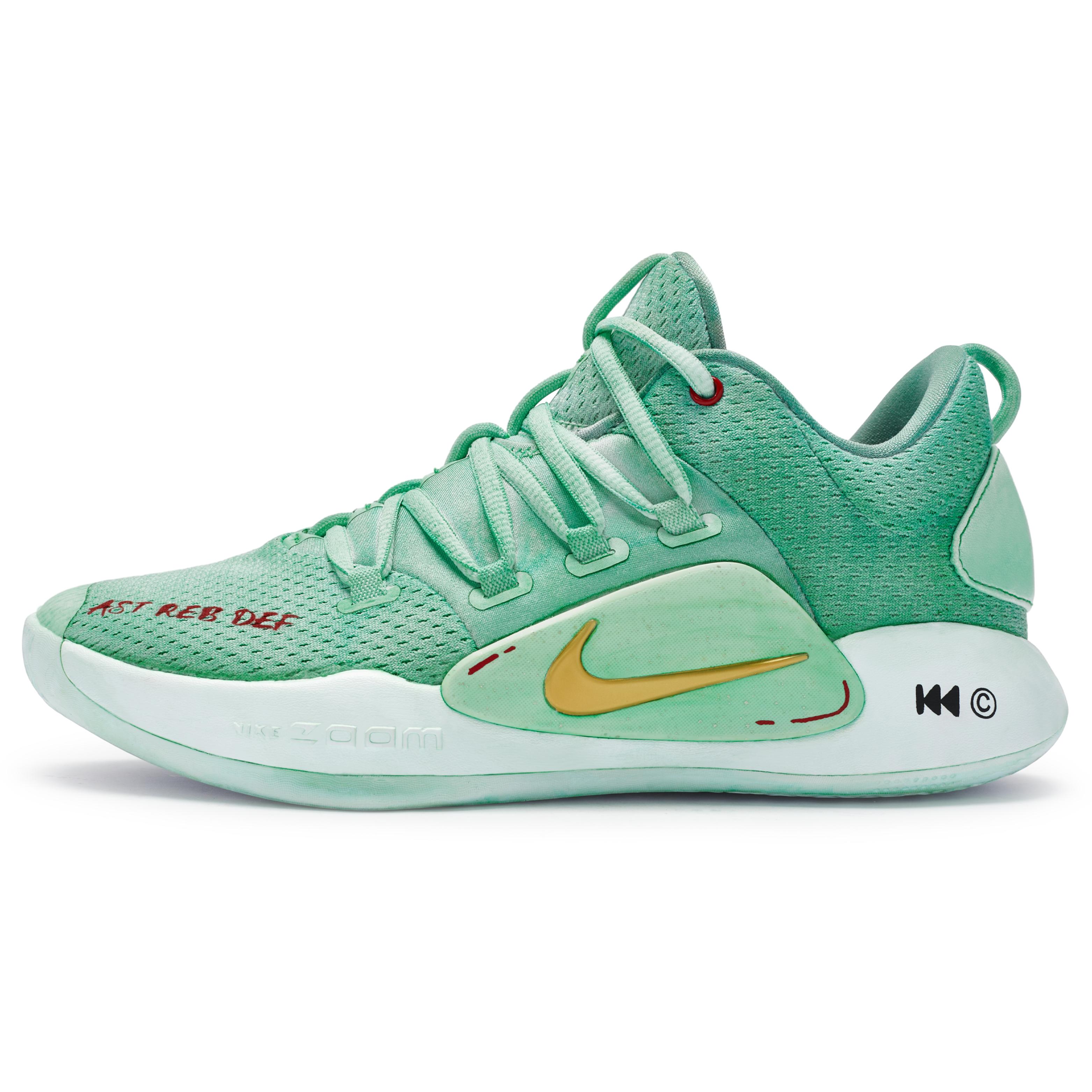 Nike Hyperdunk 10 811 Slip Resistant Abrasion Resistant Low top Basketball Shoes Men s Green Gold Red AR0465-100(Team80-) 42
Nike Hyperdunk 10 811 Slip Resistant Abrasion Resistant Low top Basketball Shoes Men s Green Gold Red AR0465-100(Team80-) 42