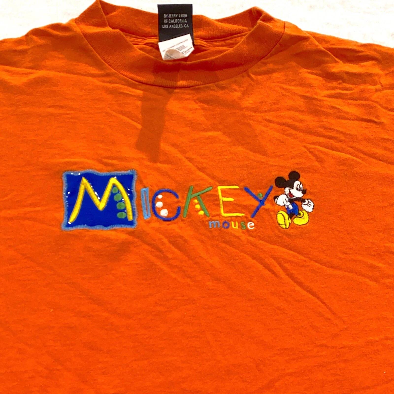 vintage 90s WALT DISNEY EMBROIDERED MICKEY MOUSE T-Shirt XL soft S
vintage 90s WALT DISNEY EMBROIDERED MICKEY MOUSE T-Shirt XL soft S