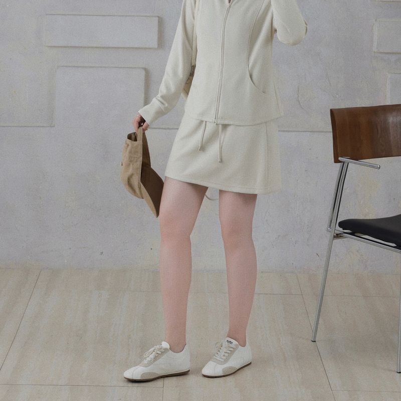 Dawanjiang Plus-Size Women s Casual Outfit for Slightly Chubby Girls! Korean-Style Fashionable Jacket, Long Pants, and Short Skirt Three-Piece Set Cream Apricot Skirt L
Dawanjiang Plus-Size Women s Casual Outfit for Slightly Chubby Girls! Korean-Style Fashionable Jacket, Long Pants, and Short Skirt Three-Piece Set Cream Apricot Skirt L