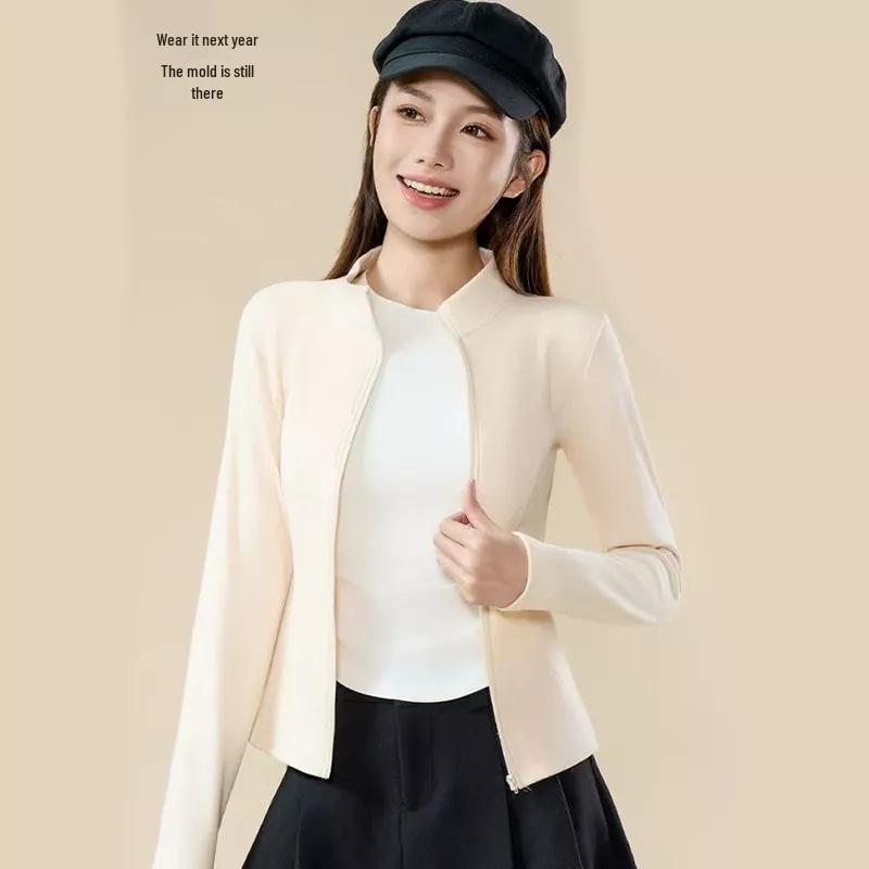 Женская приталенная куртка для йоги с длинным рукавом и молнией, воротником-стойкой - стиль для активного отдыха L (95-115 lbs)
Женская приталенная куртка для йоги с длинным рукавом и молнией, воротником-стойкой - стиль для активного отдыха L (95-115 lbs)