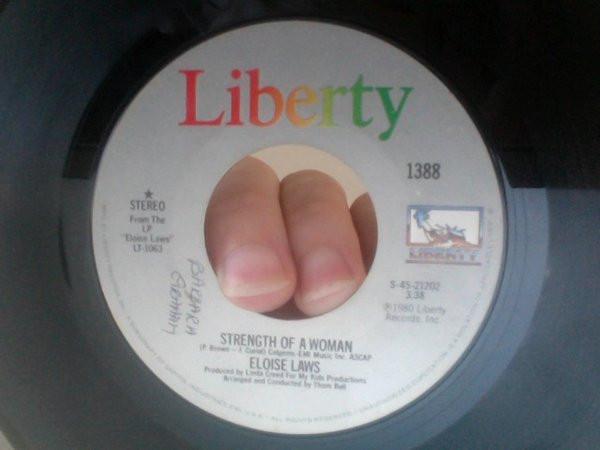 7inch Record ELOISE LAWS - Strength Of A Woman 1388 Liberty 1980 US Soul/Funk Used
7inch Record ELOISE LAWS - Strength Of A Woman 1388 Liberty 1980 US Soul/Funk Used