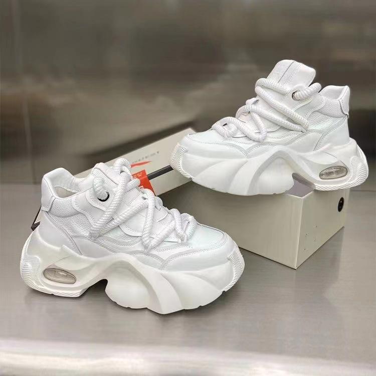 Мужские повседневные дизайнерские кроссовки на толстой подошве, массивные кроссовки, высокие кеды, мужская модная обувь на платформе, дышащие уличные кроссовки 44
Мужские повседневные дизайнерские кроссовки на толстой подошве, массивные кроссовки, высокие кеды, мужская модная обувь на платформе, дышащие уличные кроссовки 44