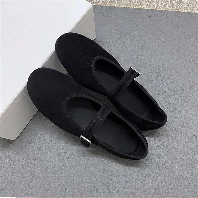 Новые туфли-балетки Мэри Джейн в стиле ретро, минималистичные замшевые лоферы, женская обувь 35
Новые туфли-балетки Мэри Джейн в стиле ретро, минималистичные замшевые лоферы, женская обувь 35