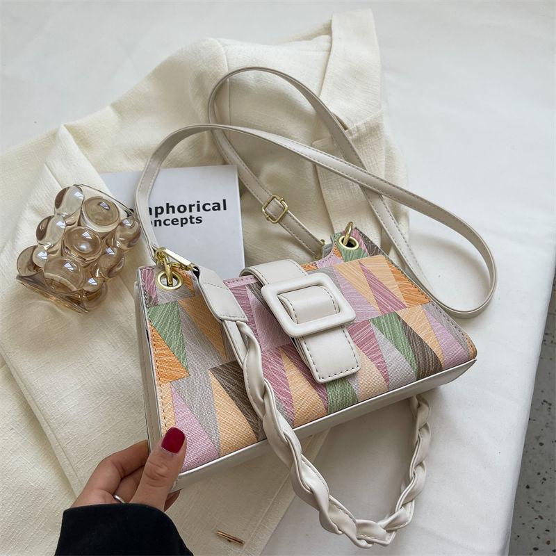 French niche armpit bag color shoulder bag versatile Internet celebrity premium texture messenger bag small square bag белый
French niche armpit bag color shoulder bag versatile Internet celebrity premium texture messenger bag small square bag белый