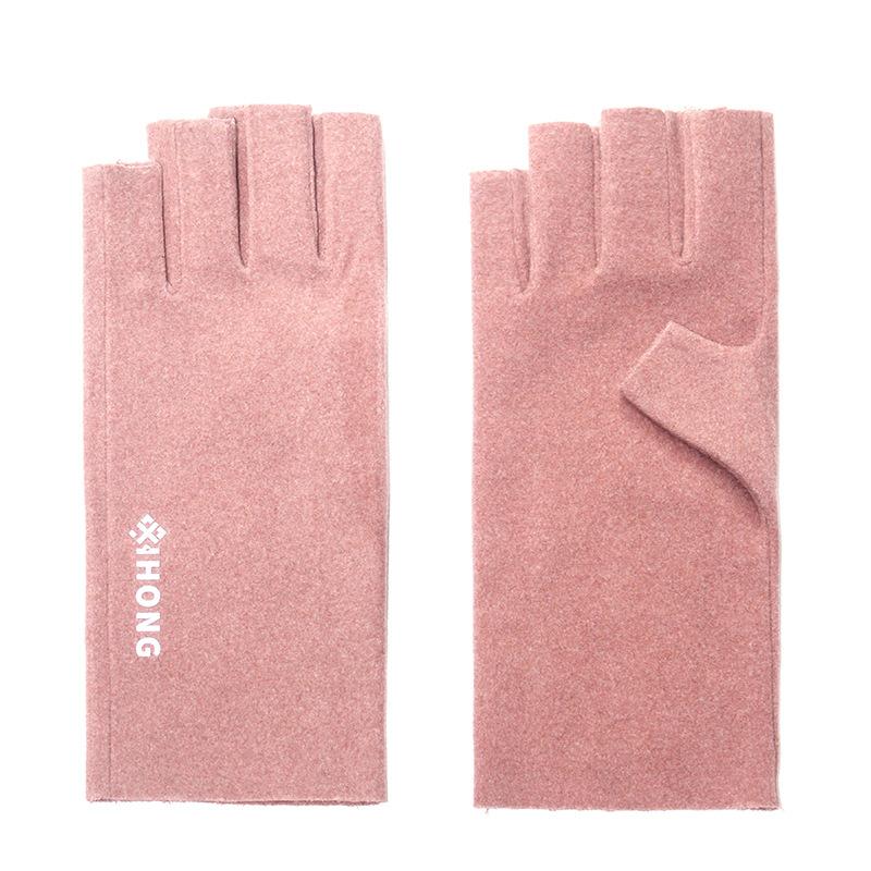 1 Pair Women s Warm Gloves - Elastic Half-Finger Cold-Proof Gloves, One Size Fits All - Lightweight Fleece Winter Gloves One Size
1 Pair Women s Warm Gloves - Elastic Half-Finger Cold-Proof Gloves, One Size Fits All - Lightweight Fleece Winter Gloves One Size