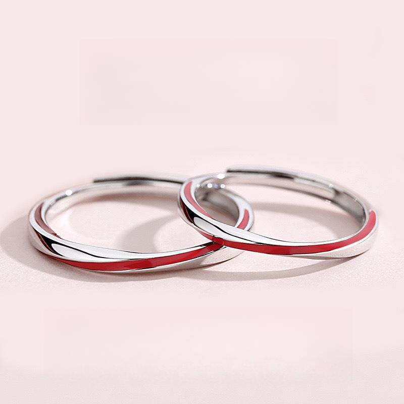 Moon Old Red Line Couple Ring Female Möbius Ring Male and Female Pair Ring Niche Design Open Plain Ring
Moon Old Red Line Couple Ring Female Möbius Ring Male and Female Pair Ring Niche Design Open Plain Ring