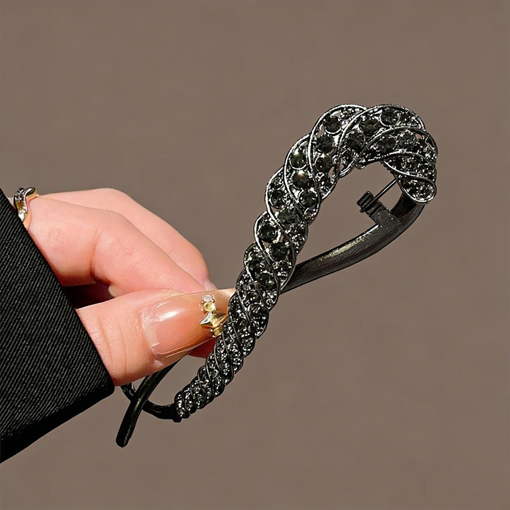 Retro Elegant Twist Rhinestone Hair Claw with Full Crystal Detail Large Capacity Grip Women s Fashion Hair Accessory
Retro Elegant Twist Rhinestone Hair Claw with Full Crystal Detail Large Capacity Grip Women s Fashion Hair Accessory