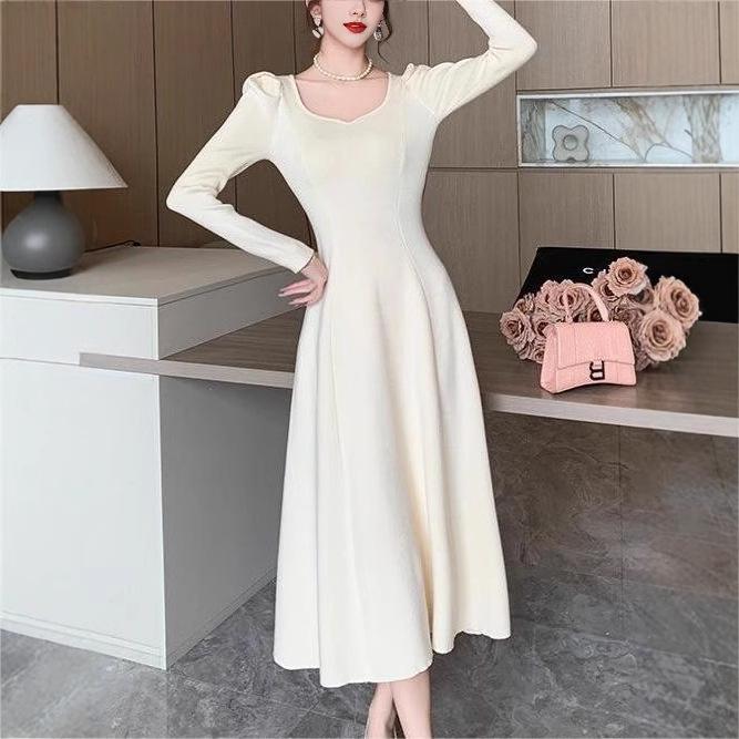 Autumn/Winter A-Line Knitted Dress with Puff Sleeves and Square Neck - Waist-Slimming, Elegant Socialite Style Large
Autumn/Winter A-Line Knitted Dress with Puff Sleeves and Square Neck - Waist-Slimming, Elegant Socialite Style Large
