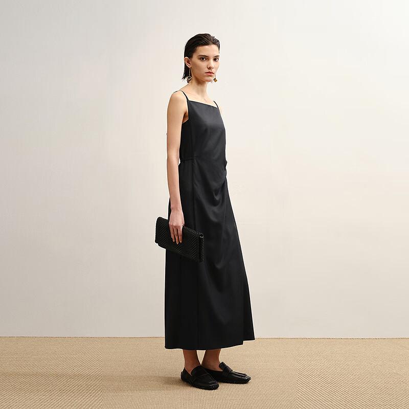LESS 2025 Autumn Casual Sleeveless Dress M
LESS 2025 Autumn Casual Sleeveless Dress M