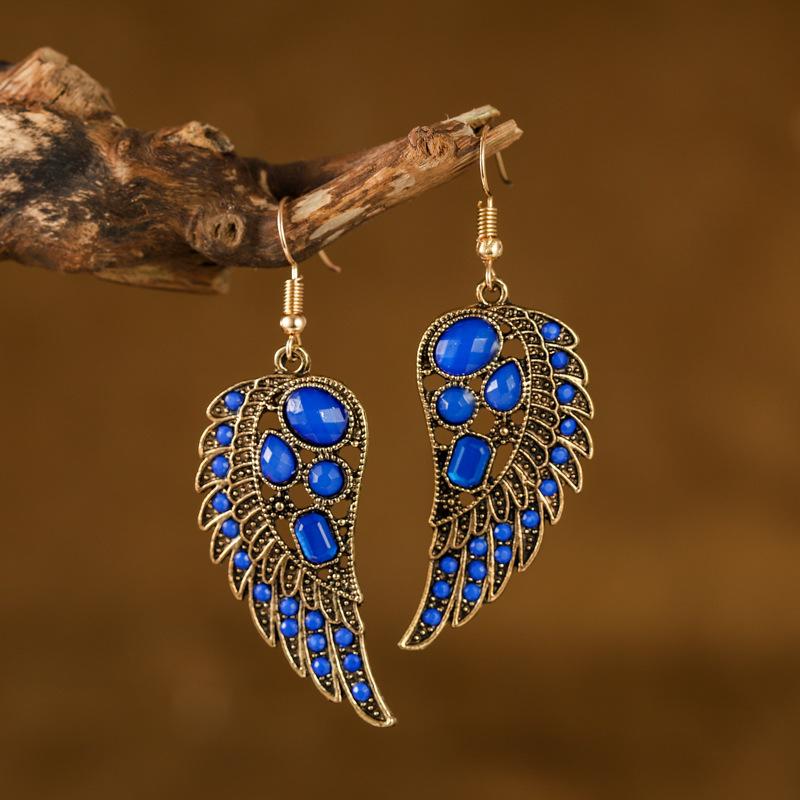 Fashion Bohemian Long Wing Earrings For Women Zircon Antique Gold Color Geometric Beaded Hollow Drop Dangle Earrings Female королівський синій колір
Fashion Bohemian Long Wing Earrings For Women Zircon Antique Gold Color Geometric Beaded Hollow Drop Dangle Earrings Female королівський синій колір