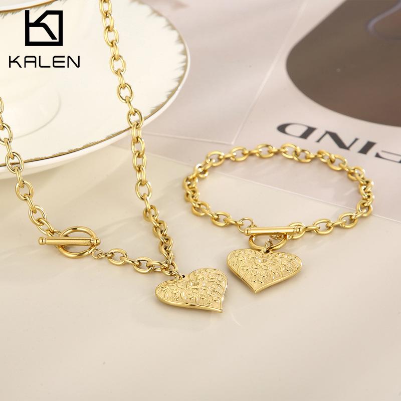 Vintage Heart Pendant OT Buckle Bracelet & Necklace Set - Hip-Hop Punk Style Stainless Steel Jewelry for Women
Vintage Heart Pendant OT Buckle Bracelet & Necklace Set - Hip-Hop Punk Style Stainless Steel Jewelry for Women