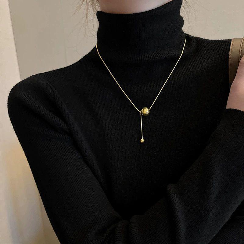 Ожерелье из титановой стали «Золотой шар»: Легкая роскошь, не выцветающая, нишевая ключичная цепочка с подвеской для женщин