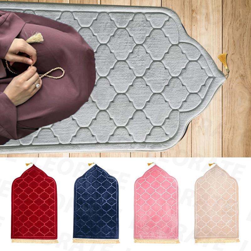 1 PC Soft Worship Kneel Travel Prayer Rug Non-slip Prayer Mat Flannel Carpet For Muslim Ramadan Embossing Floor Carpets Portable 65x110cm
1 PC Soft Worship Kneel Travel Prayer Rug Non-slip Prayer Mat Flannel Carpet For Muslim Ramadan Embossing Floor Carpets Portable 65x110cm