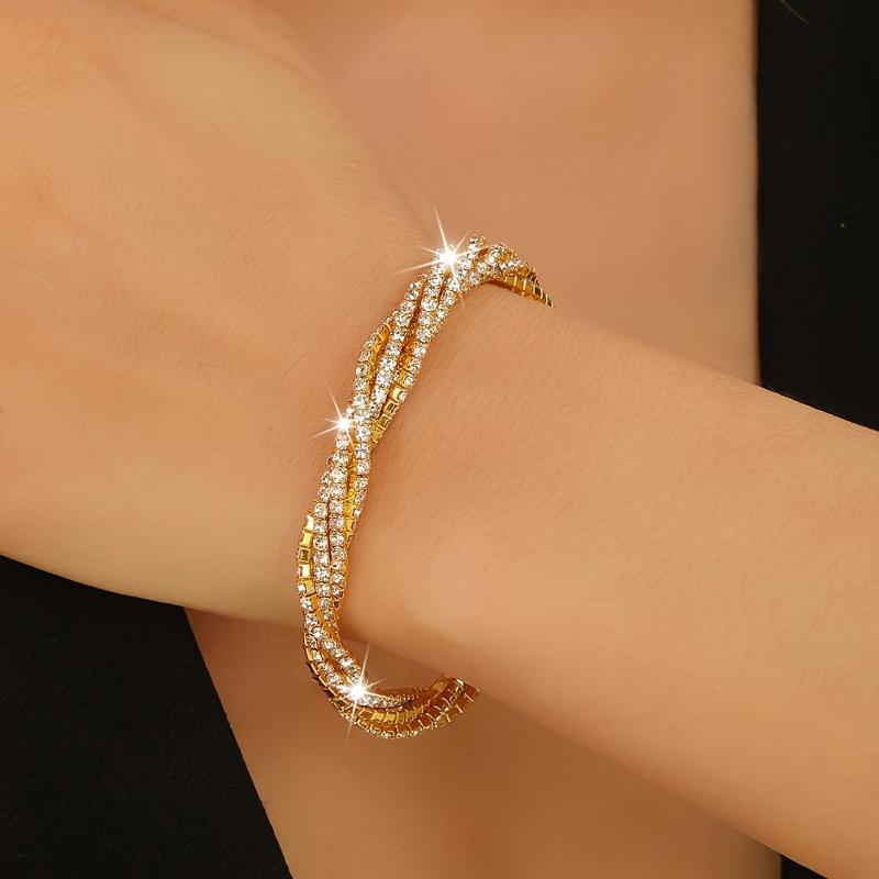 Luxurious Sparkling Zircon Chain Wound Women s Bracelet, Suitable for Daily Wear, Holiday Party Zircon Gifts
Luxurious Sparkling Zircon Chain Wound Women s Bracelet, Suitable for Daily Wear, Holiday Party Zircon Gifts