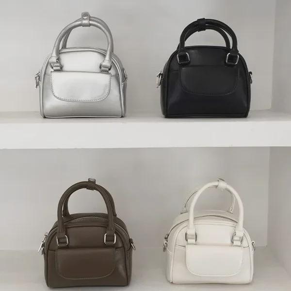 2025 Women s High-End Korean Niche Small Square Bag - Versatile Handheld Shoulder Messenger чорний
2025 Women s High-End Korean Niche Small Square Bag - Versatile Handheld Shoulder Messenger чорний