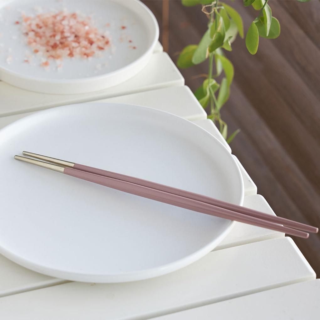 Modern Pink Chopsticks_TO0621013
Modern Pink Chopsticks_TO0621013