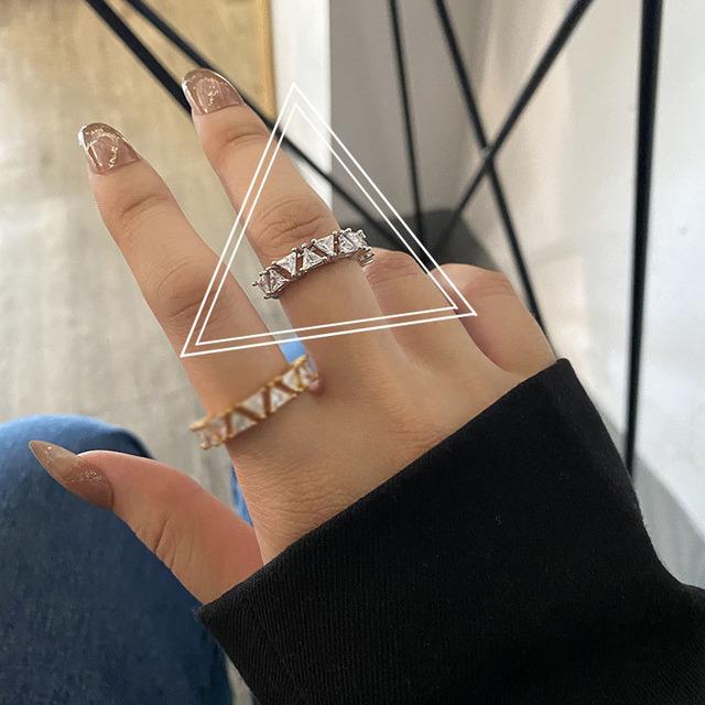 ANENJERY Трикутники з цирконами, що відкриваються, жіночі креативні блискучі обручки Resizable срібний
ANENJERY Трикутники з цирконами, що відкриваються, жіночі креативні блискучі обручки Resizable срібний