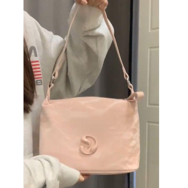 Wind wasteland earth bag underarm bag female tote bag summer high-end shoulder messenger bag розовый
Wind wasteland earth bag underarm bag female tote bag summer high-end shoulder messenger bag розовый