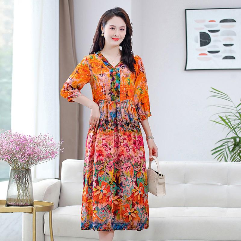 Chic Floral V-Neck Seven-Sleeve Beach Dress - Women s Summer Wear, Loose Fit, Slimming, Over-the-Knee. 5XL (143-155 jin) оранжевый
Chic Floral V-Neck Seven-Sleeve Beach Dress - Women s Summer Wear, Loose Fit, Slimming, Over-the-Knee. 5XL (143-155 jin) оранжевый