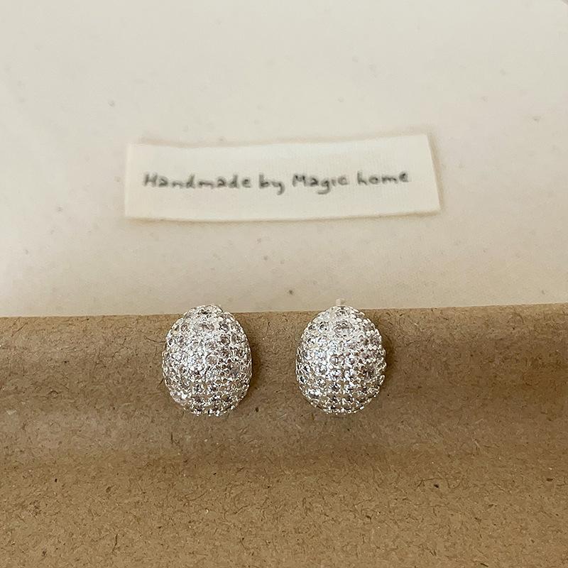 Супер Вспышка Полные Циркониевые Бобы Металлические Серьги-Пуссеты Женские Тяжелая Промышленность Легкая Роскошь Элегантная Мода Индивидуальность Универсальные Темпераментные Серьги
Супер Вспышка Полные Циркониевые Бобы Металлические Серьги-Пуссеты Женские Тяжелая Промышленность Легкая Роскошь Элегантная Мода Индивидуальность Универсальные Темпераментные Серьги