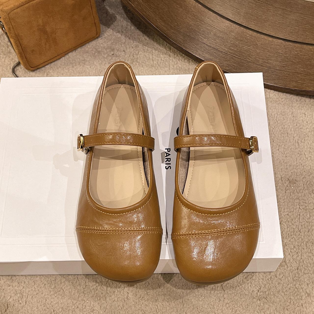 Французские туфли Мэри Джейн на плоской подошве женские туфли 2025 лето новые нескользящие с юбкой нежные вечерние туфли для бабушки 40 жёлтый
Французские туфли Мэри Джейн на плоской подошве женские туфли 2025 лето новые нескользящие с юбкой нежные вечерние туфли для бабушки 40 жёлтый