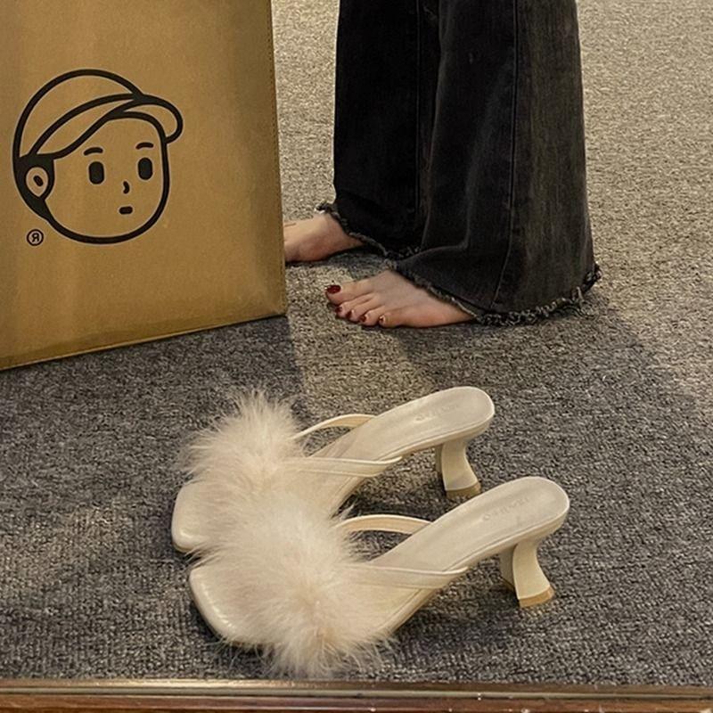 New Thick-heeled Square Toe Flip-flops for Women To Wear Over Flip-flops 35 чорний
New Thick-heeled Square Toe Flip-flops for Women To Wear Over Flip-flops 35 чорний