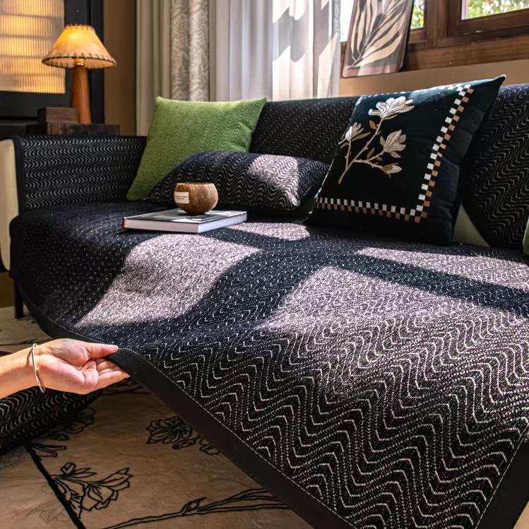 American Style Sofa Cushion Chenier Non-slip Seat Cushion New Light Luxury Black Sofa Cover 90*160cm
American Style Sofa Cushion Chenier Non-slip Seat Cushion New Light Luxury Black Sofa Cover 90*160cm