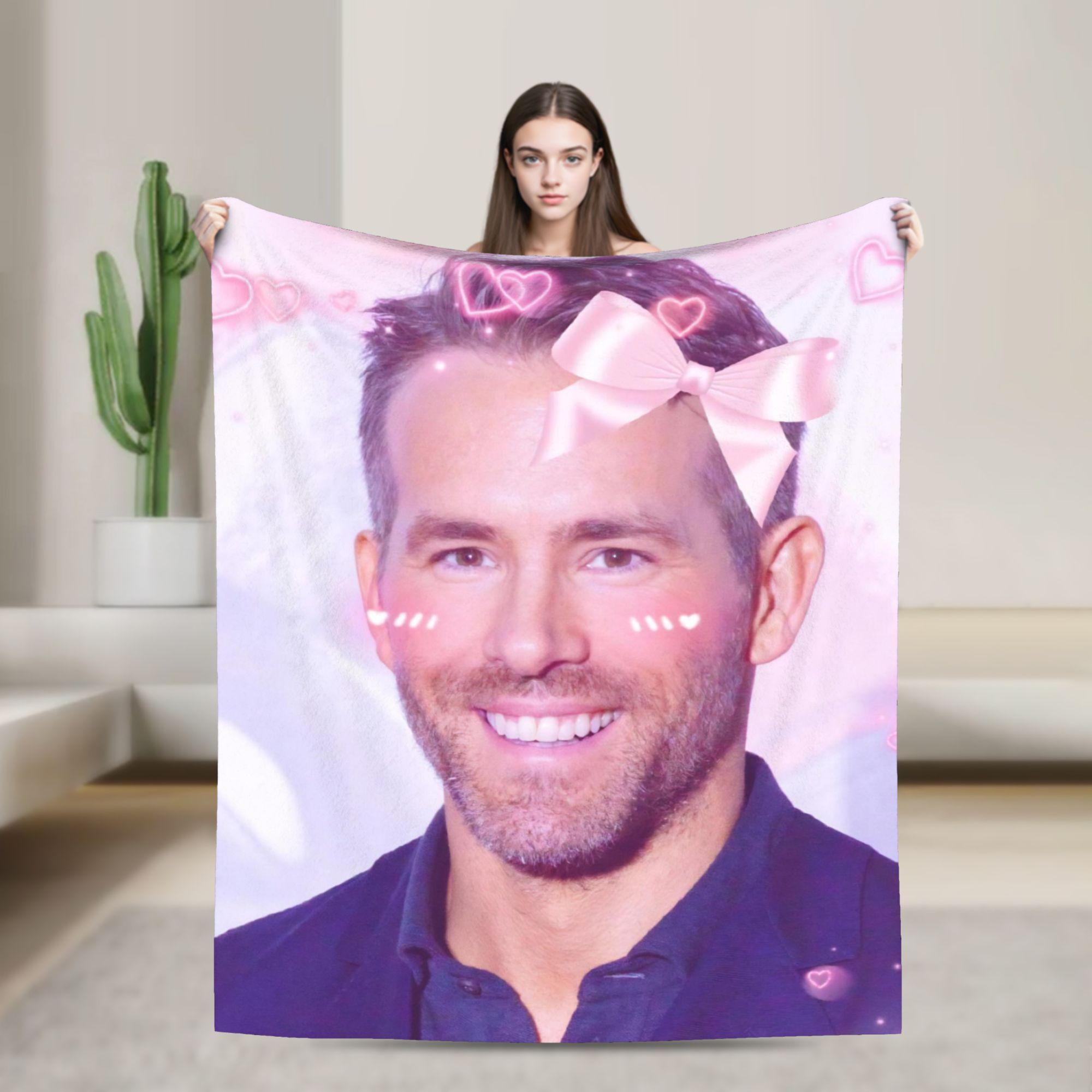 Actor R-Ryan Reynolds Collage Blankets Camping Flannel Throw Blanket For Couch Bed Warm Customized Quality Bedspread Gift Idea 75x90cm
Actor R-Ryan Reynolds Collage Blankets Camping Flannel Throw Blanket For Couch Bed Warm Customized Quality Bedspread Gift Idea 75x90cm