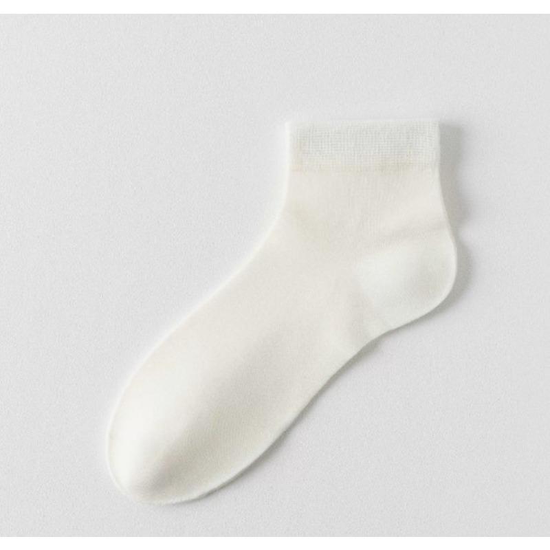 Spring and Summer Solid Color Ultra-Thin Breathable Silk Sweater Leggings Nude Feeling Casual Stockings Pile Leggings Women 1 pair молоко, білий колір
Spring and Summer Solid Color Ultra-Thin Breathable Silk Sweater Leggings Nude Feeling Casual Stockings Pile Leggings Women 1 pair молоко, білий колір