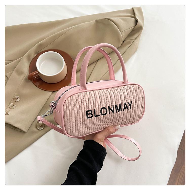 Новые вышитые буквы повседневная мода тканая ранняя весна ретро на плечо кроссбоди сумка-подушка розовый
Новые вышитые буквы повседневная мода тканая ранняя весна ретро на плечо кроссбоди сумка-подушка розовый