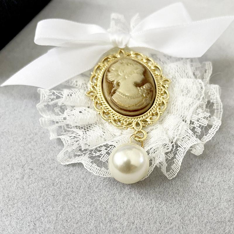 Vintage Handmade Fabric Art Lace Bow Brooches Beauty Head Pearl Corsage College Style Collar Pins Jewelry Accessories For Women синій
Vintage Handmade Fabric Art Lace Bow Brooches Beauty Head Pearl Corsage College Style Collar Pins Jewelry Accessories For Women синій