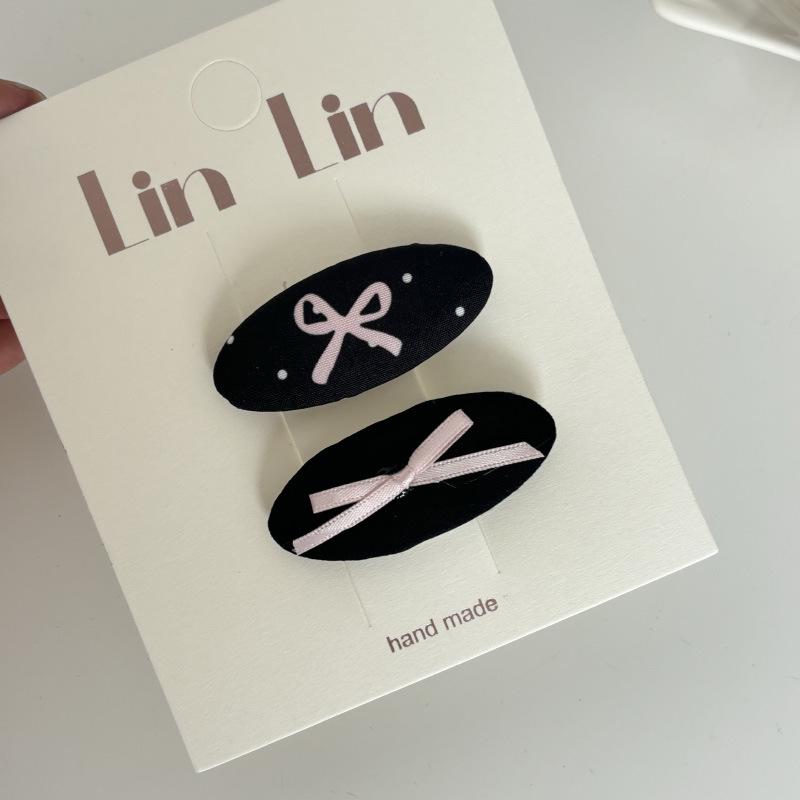 Polka Dot Bow Hair Clip Set - Baby & Toddler Accessories
Polka Dot Bow Hair Clip Set - Baby & Toddler Accessories