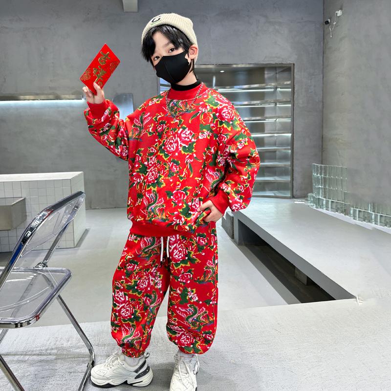 2025 Boys Fleece-Lined Cotton-Padded Jacket - New Style for Middle and Big Kids with Northeast Flower Design Size: 120cm красный
2025 Boys Fleece-Lined Cotton-Padded Jacket - New Style for Middle and Big Kids with Northeast Flower Design Size: 120cm красный