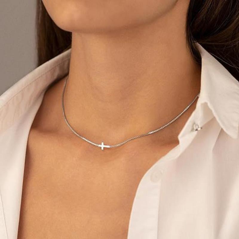 Women Minimalist Side Cross Pendant Gold Tone Snake Chain Religious Daily Necklace 1pcs срібний
Women Minimalist Side Cross Pendant Gold Tone Snake Chain Religious Daily Necklace 1pcs срібний