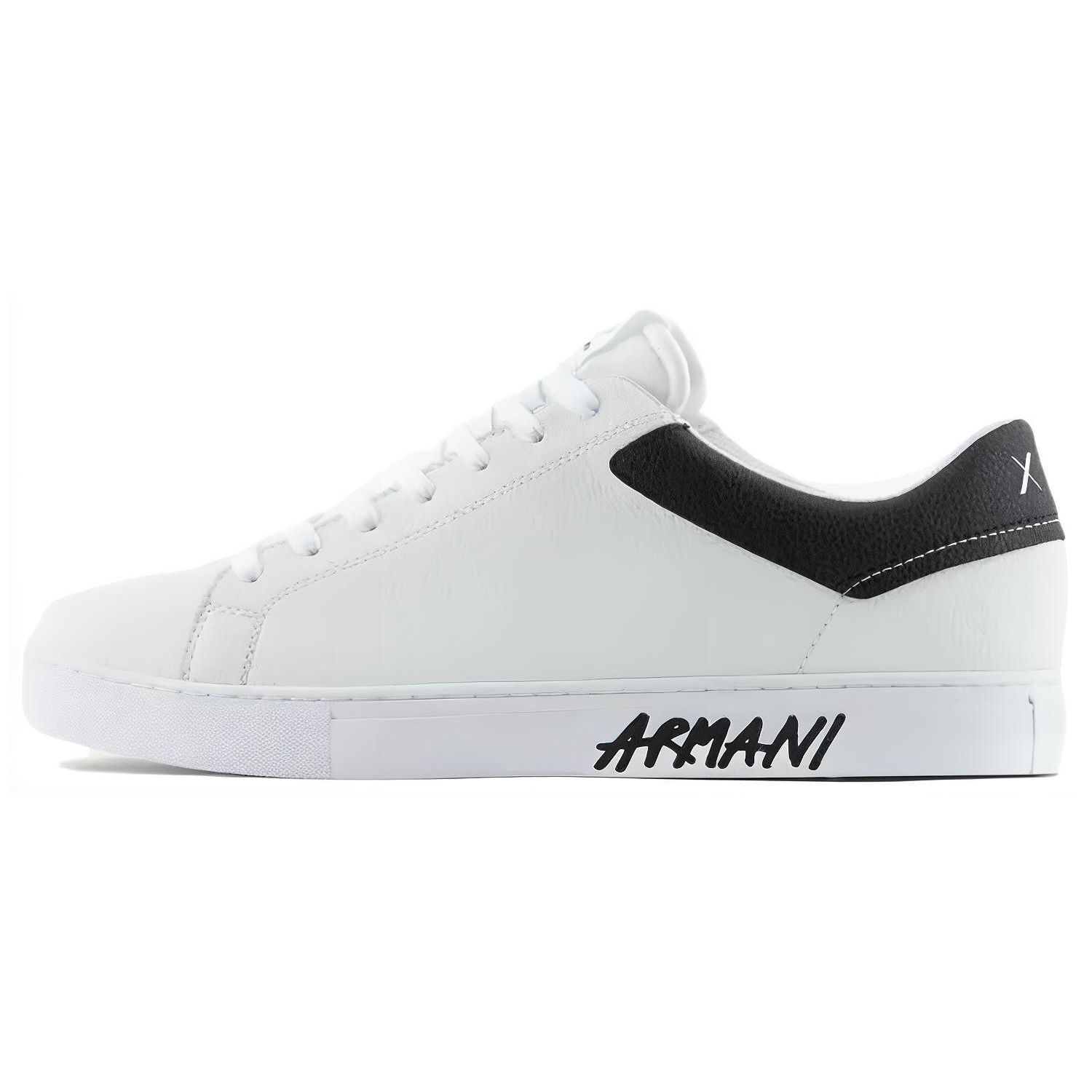Emporio Armani Кожаные модные кроссовки на шнуровке с низким верхом Мужские кроссовки Белый Черный XUX145XV598K488 41.5
Emporio Armani Кожаные модные кроссовки на шнуровке с низким верхом Мужские кроссовки Белый Черный XUX145XV598K488 41.5
