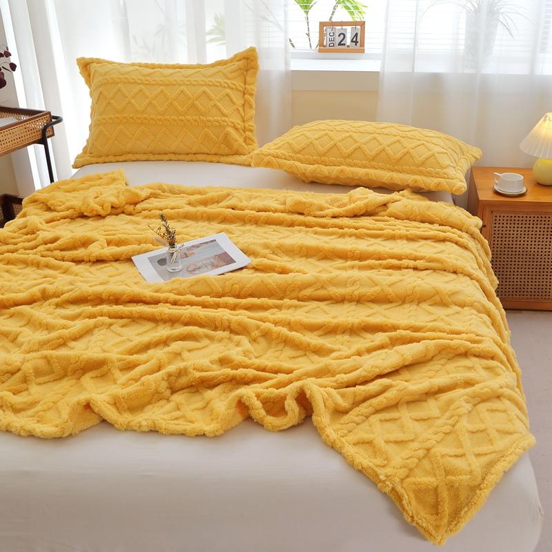New Tuff Blanket Multifunctional - Solid Color Double-sided Tuff Blanket with Rolled Edge Cover Soft and Comfortable Bedding 100x120cm 1pcs
New Tuff Blanket Multifunctional - Solid Color Double-sided Tuff Blanket with Rolled Edge Cover Soft and Comfortable Bedding 100x120cm 1pcs