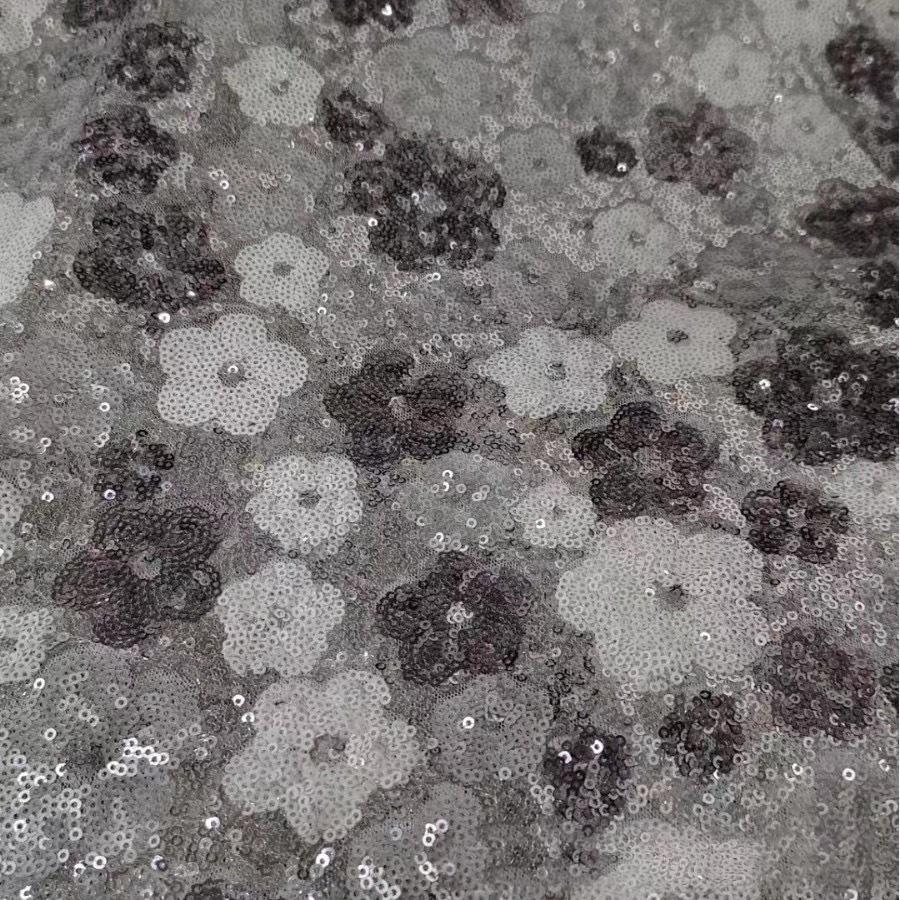 90см/лот 1,2м шириной Ткань с вышивкой пайетками и бисером «Цветы сливы», женская свадебная одежда для выступлений, обувной материал, сумка, модная ткань L 90cm*W 1.2m серый
90см/лот 1,2м шириной Ткань с вышивкой пайетками и бисером «Цветы сливы», женская свадебная одежда для выступлений, обувной материал, сумка, модная ткань L 90cm*W 1.2m серый