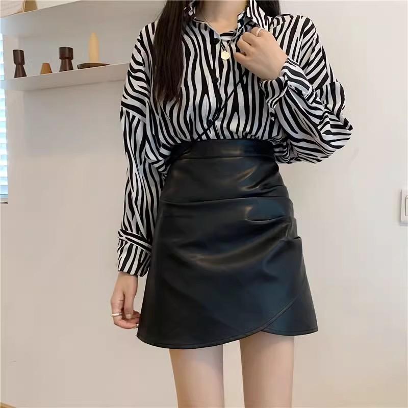 Small leather skirt for women, spring high-waisted anti-exposure skirt, large size pleated irregular A-line short skirt XS чорний
Small leather skirt for women, spring high-waisted anti-exposure skirt, large size pleated irregular A-line short skirt XS чорний